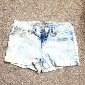 Girl's size 1 Arizona bleached jean shorts